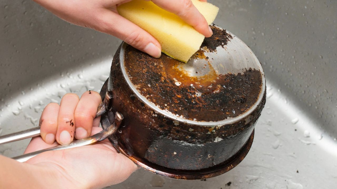 Como Limpar Panela Queimada
